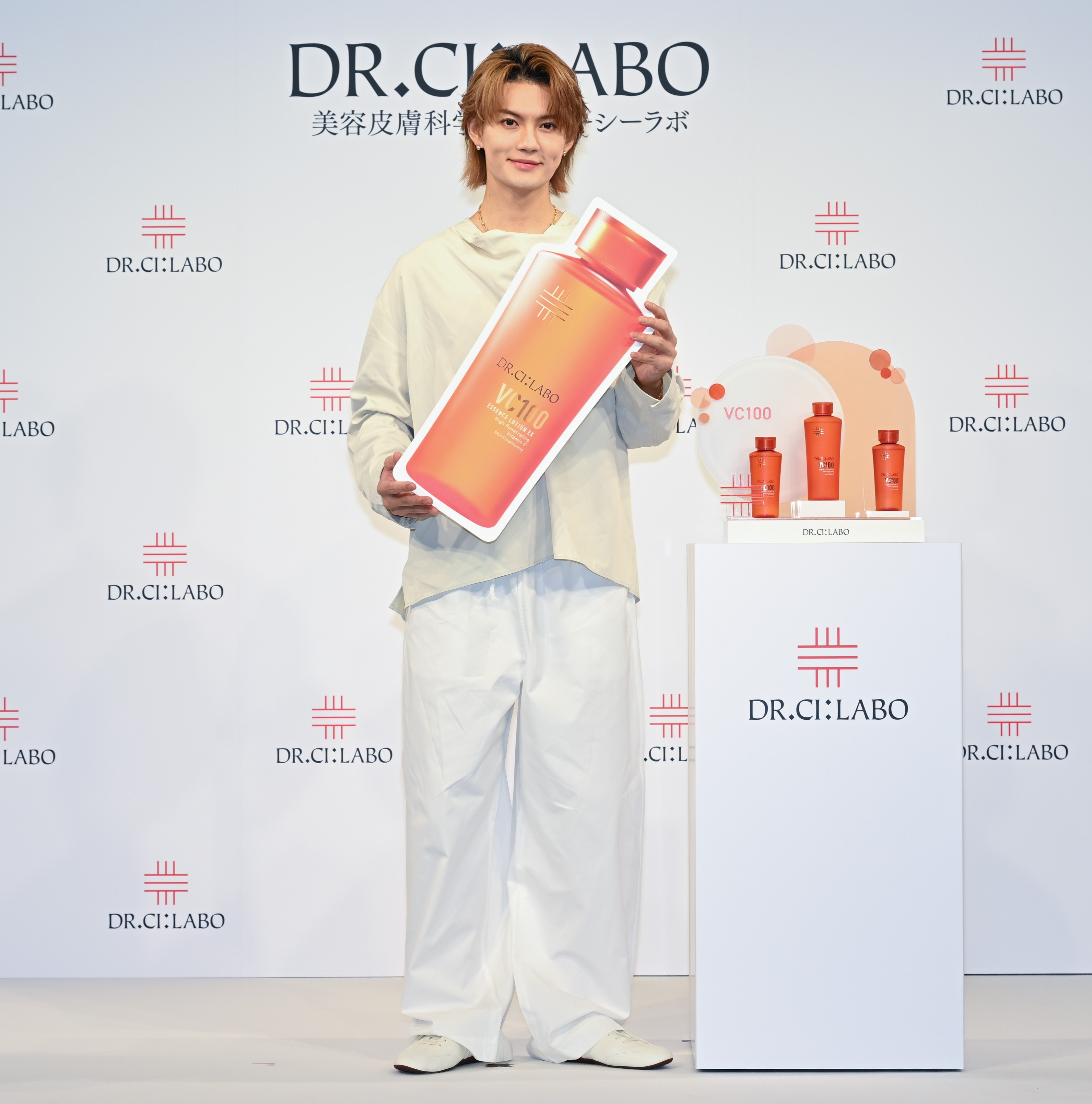 ドクターシーラボ&reg;新ブランドアンバサダー佐野勇斗さんの就任式開催