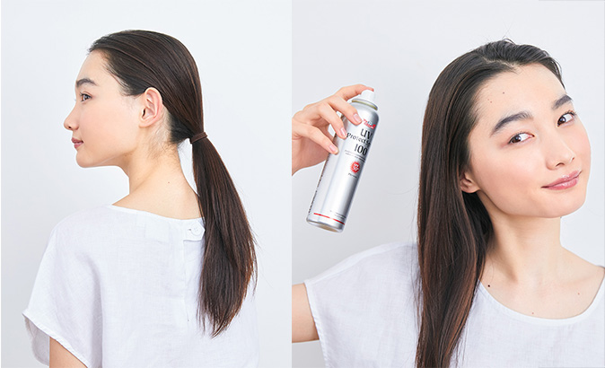ヘアケアをしている女性の写真