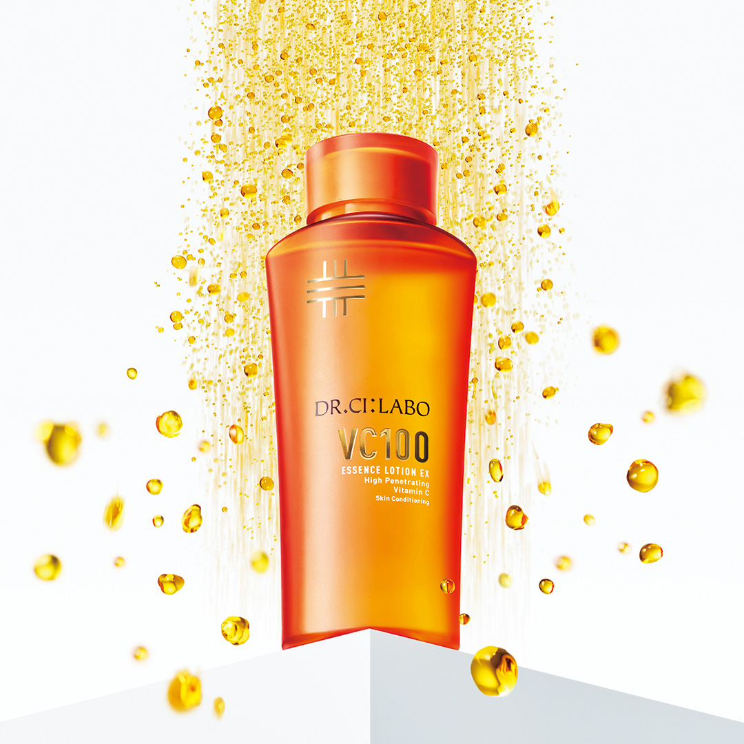 大人気の化粧水　VC100エッセンスローションEX